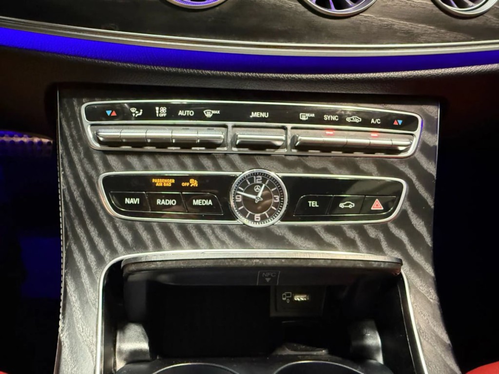 2020 Mercedes-Benz E-Class Image 17