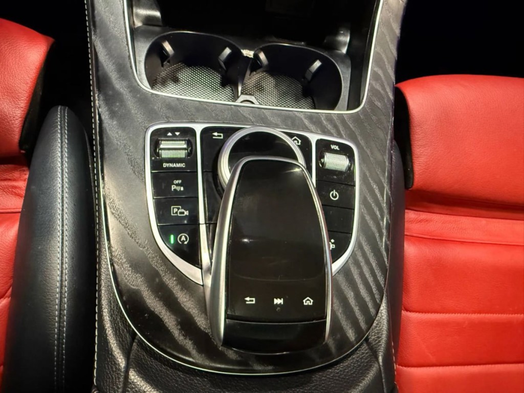 2020 Mercedes-Benz E-Class Image 18