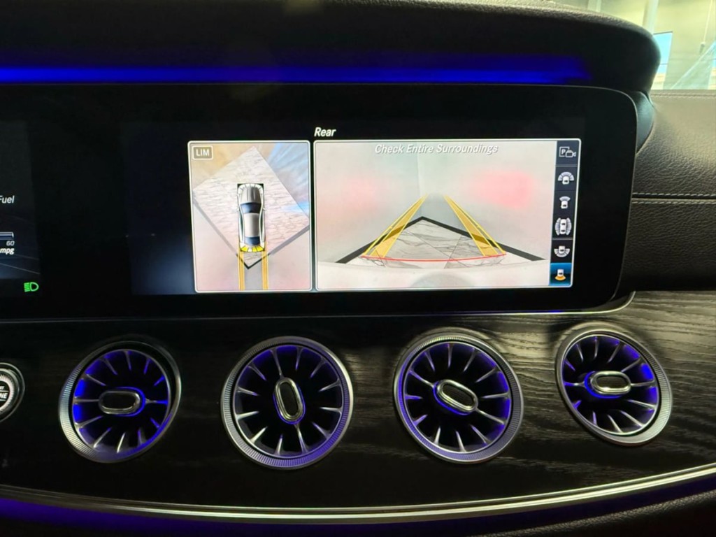 2020 Mercedes-Benz E-Class Image 19