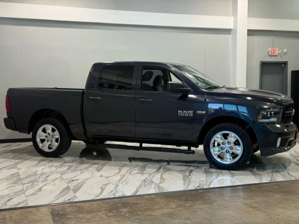 2017 RAM 1500 Image 5