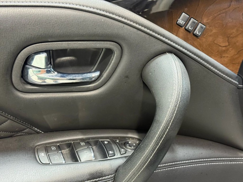 2019 INFINITI QX80 Image 12