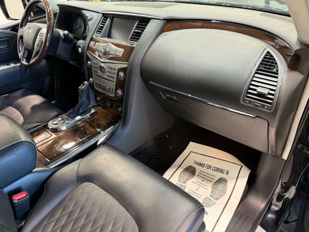 2019 INFINITI QX80 Image 28