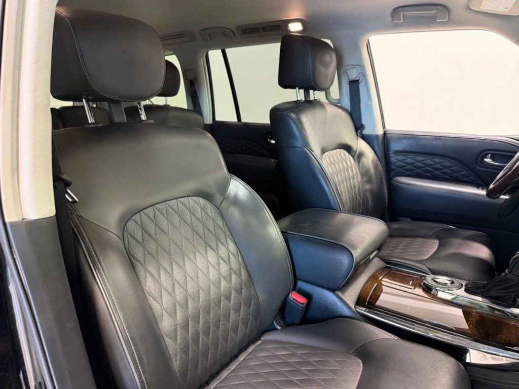 2019 INFINITI QX80 Image 30