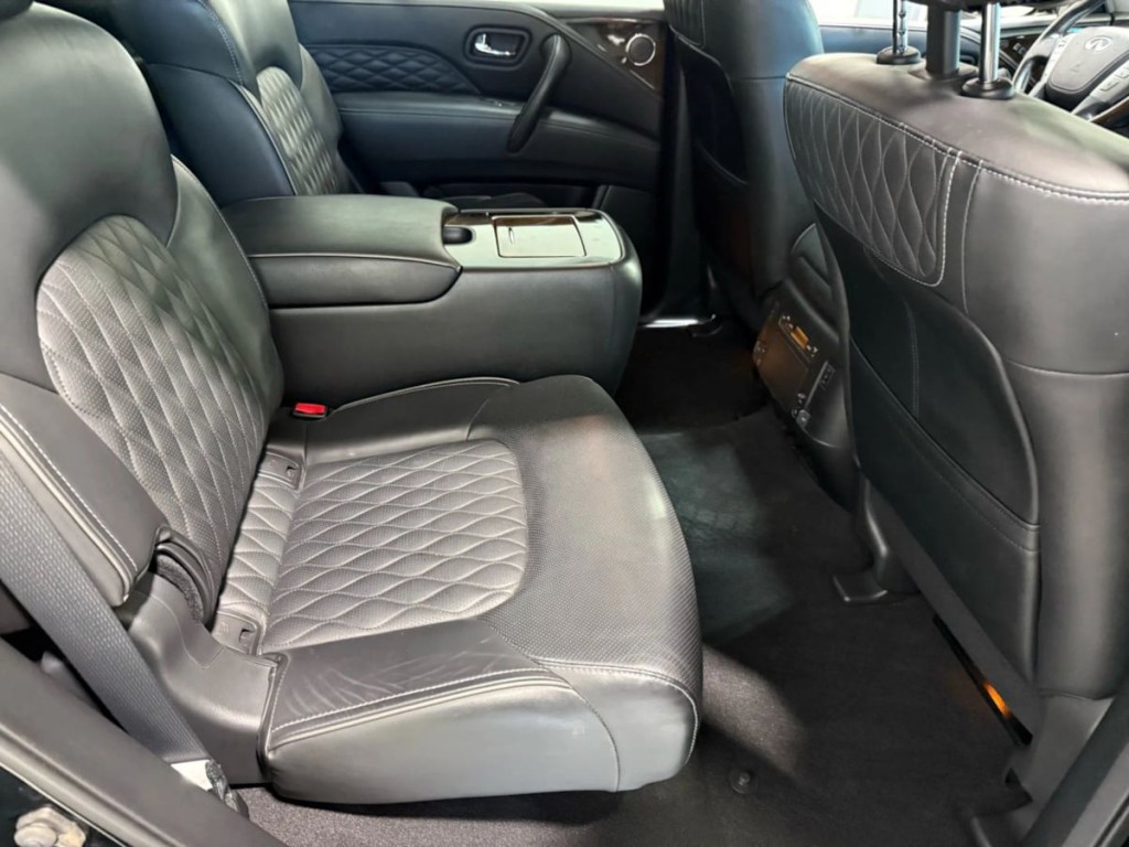 2019 INFINITI QX80 Image 32