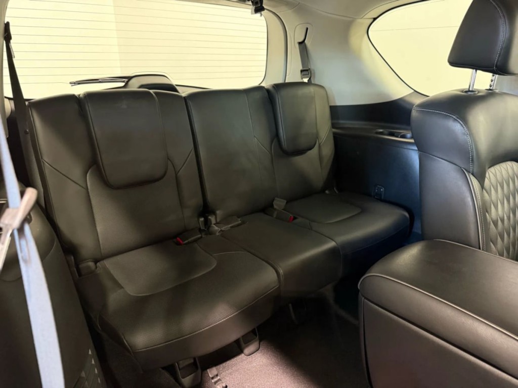 2019 INFINITI QX80 Image 35