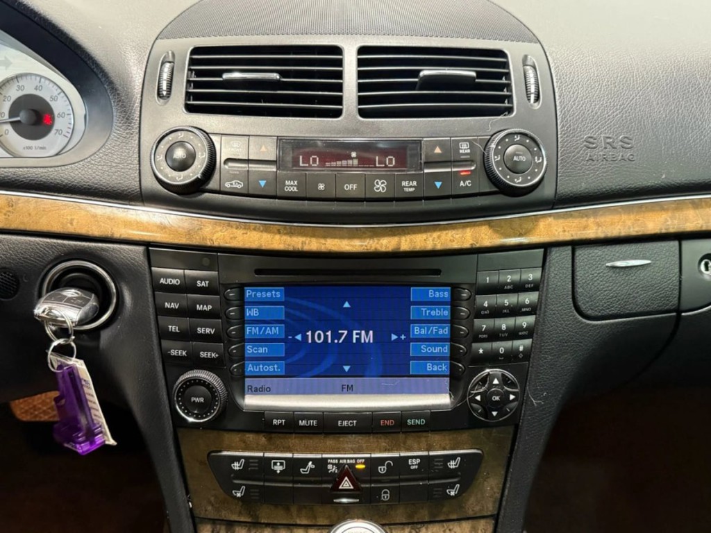 2007 Mercedes-Benz E-Class Image 15