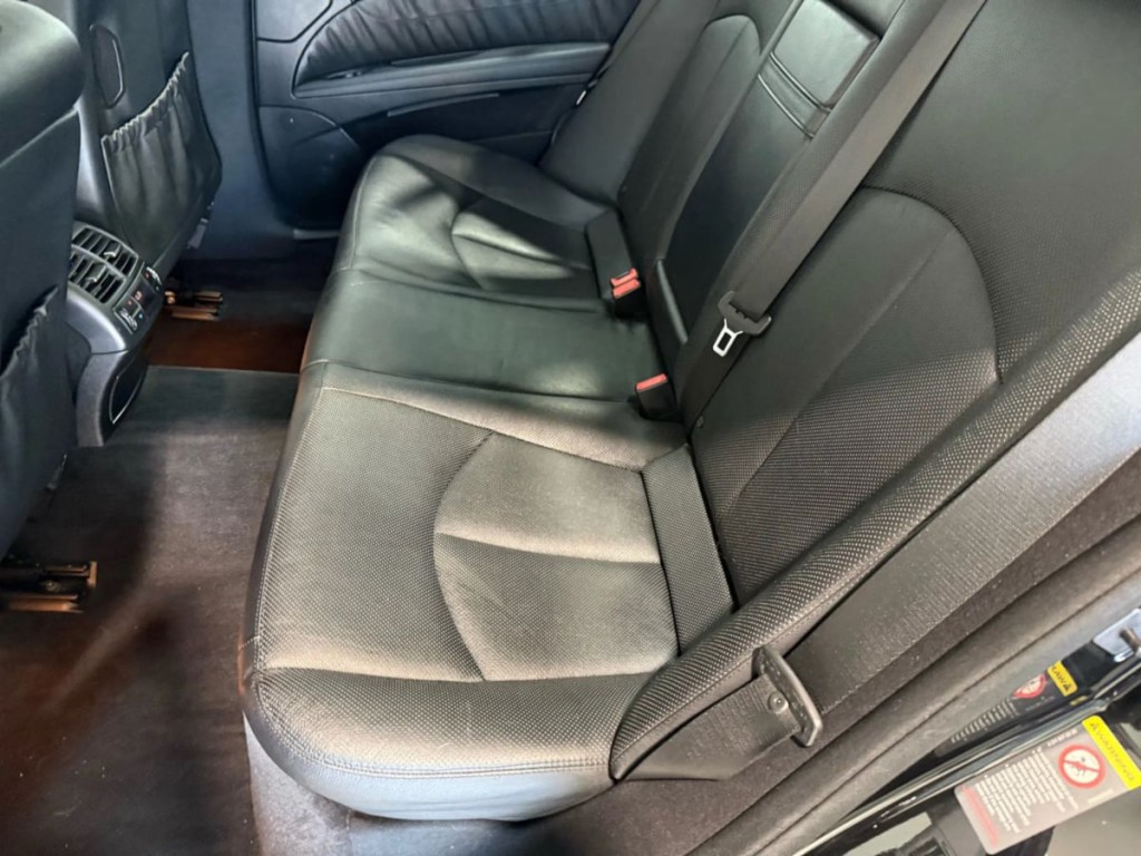 2007 Mercedes-Benz E-Class Image 23
