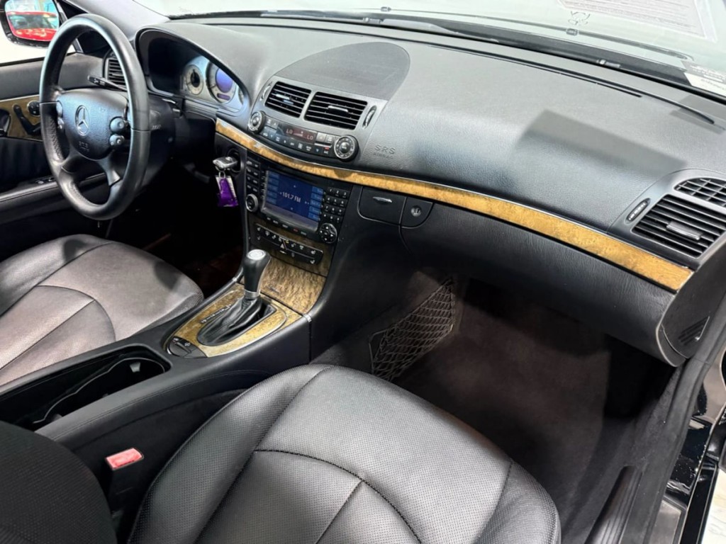2007 Mercedes-Benz E-Class Image 25