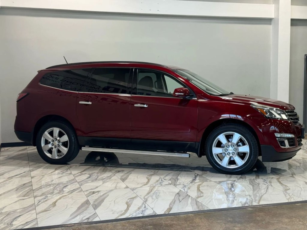 2017 Chevrolet Traverse Image 5
