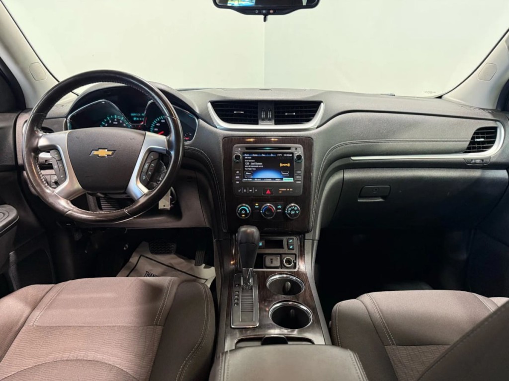 2017 Chevrolet Traverse Image 16