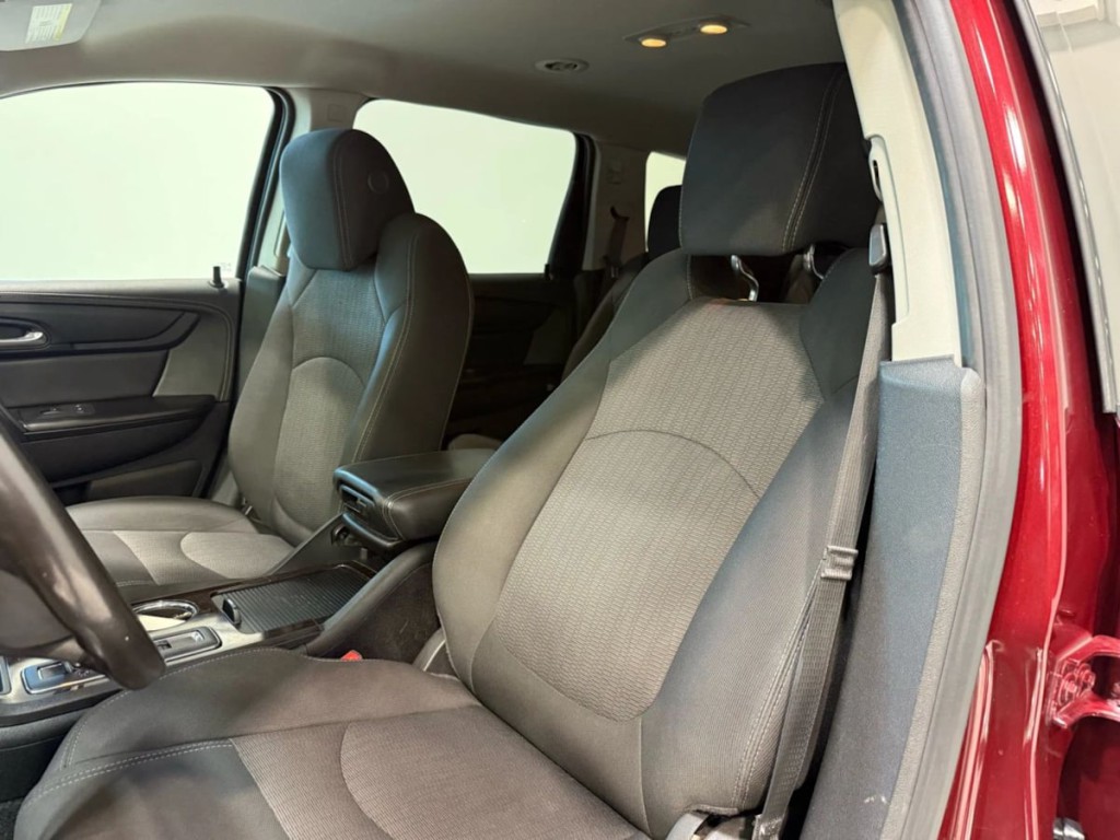 2017 Chevrolet Traverse Image 24