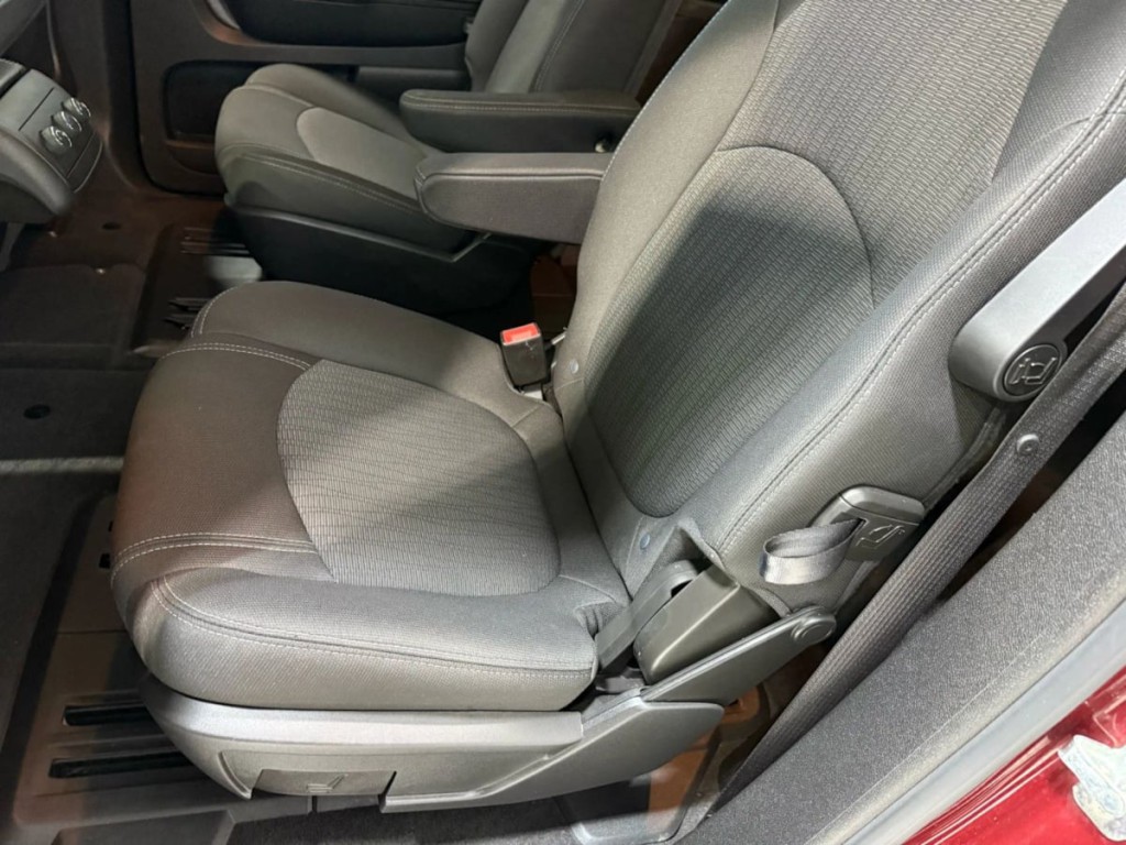 2017 Chevrolet Traverse Image 27