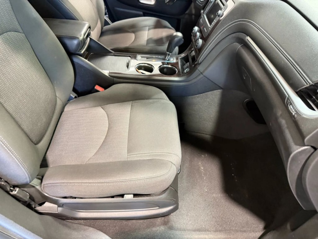 2017 Chevrolet Traverse Image 31