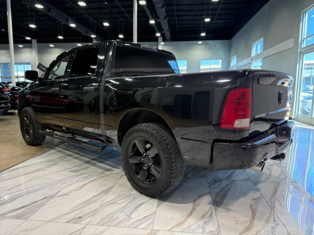 2017 RAM 1500 Image 8