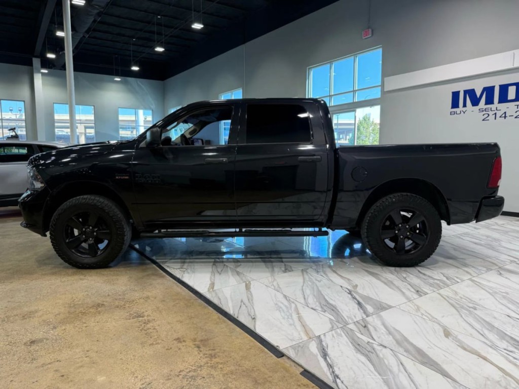2017 RAM 1500 Image 9