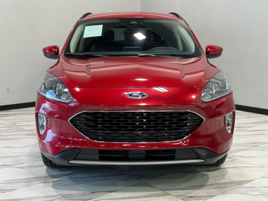 2020 Ford Escape Image 3