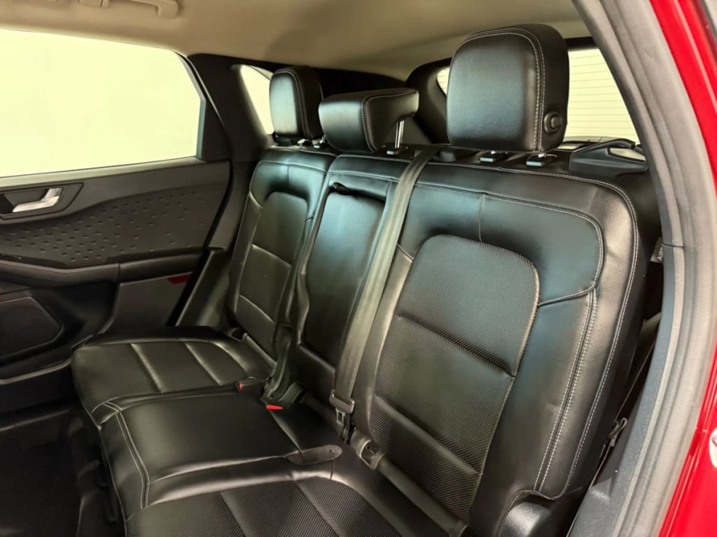 2020 Ford Escape Image 25