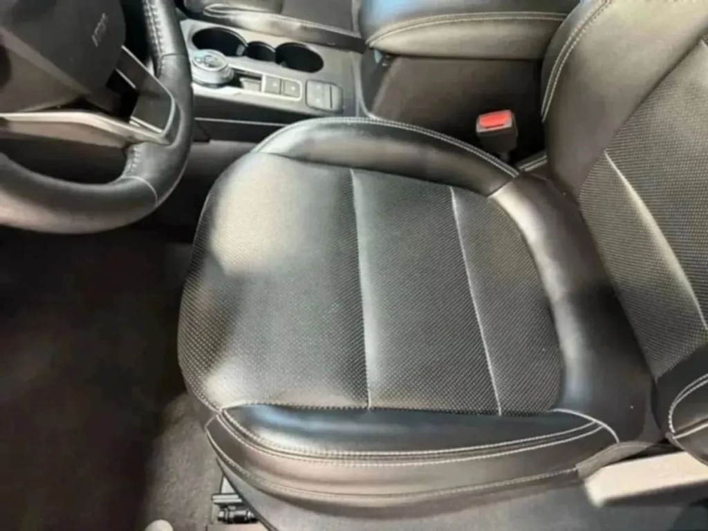 2020 Ford Escape Image 22