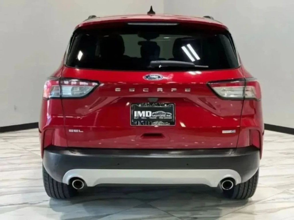 2020 Ford Escape Image 39