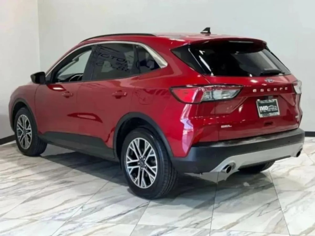 2020 Ford Escape Image 40