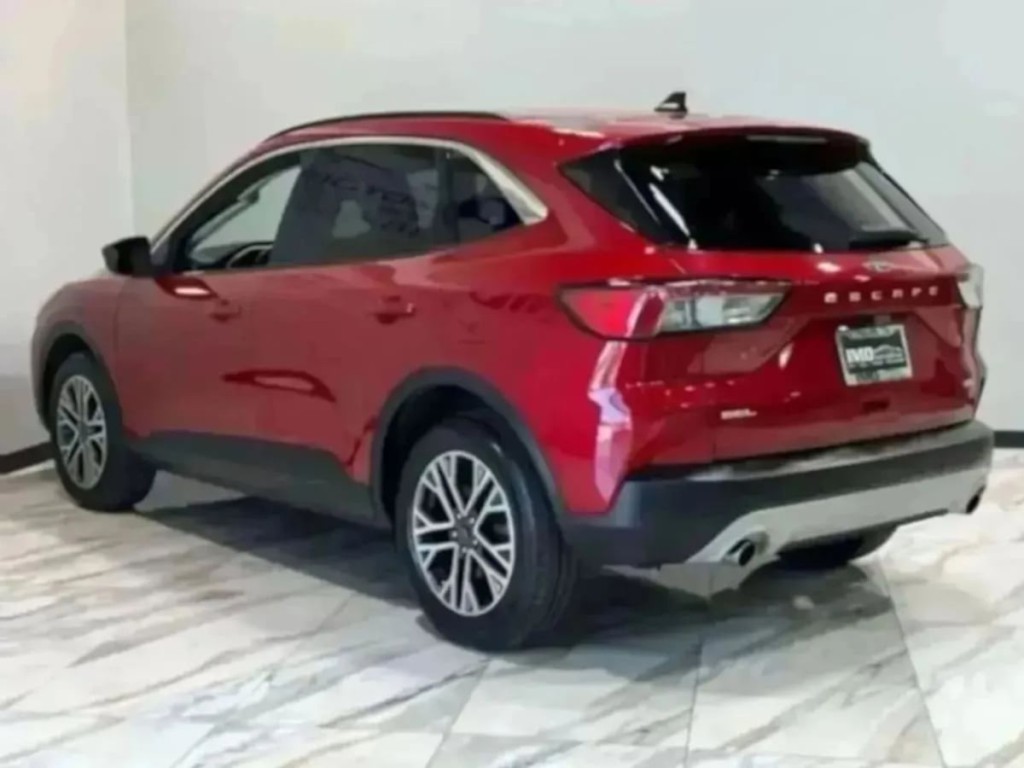 2020 Ford Escape Image 8