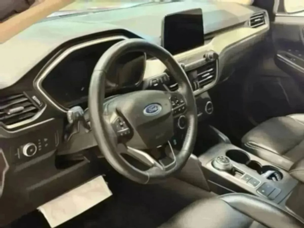 2020 Ford Escape Image 12