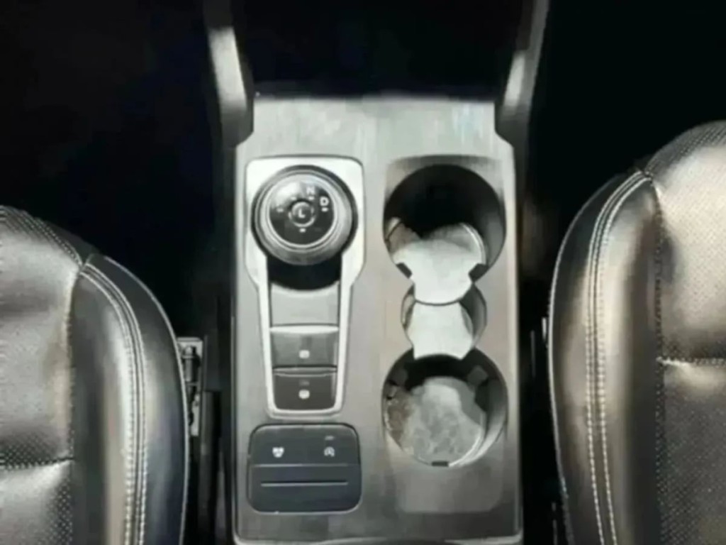 2020 Ford Escape Image 17