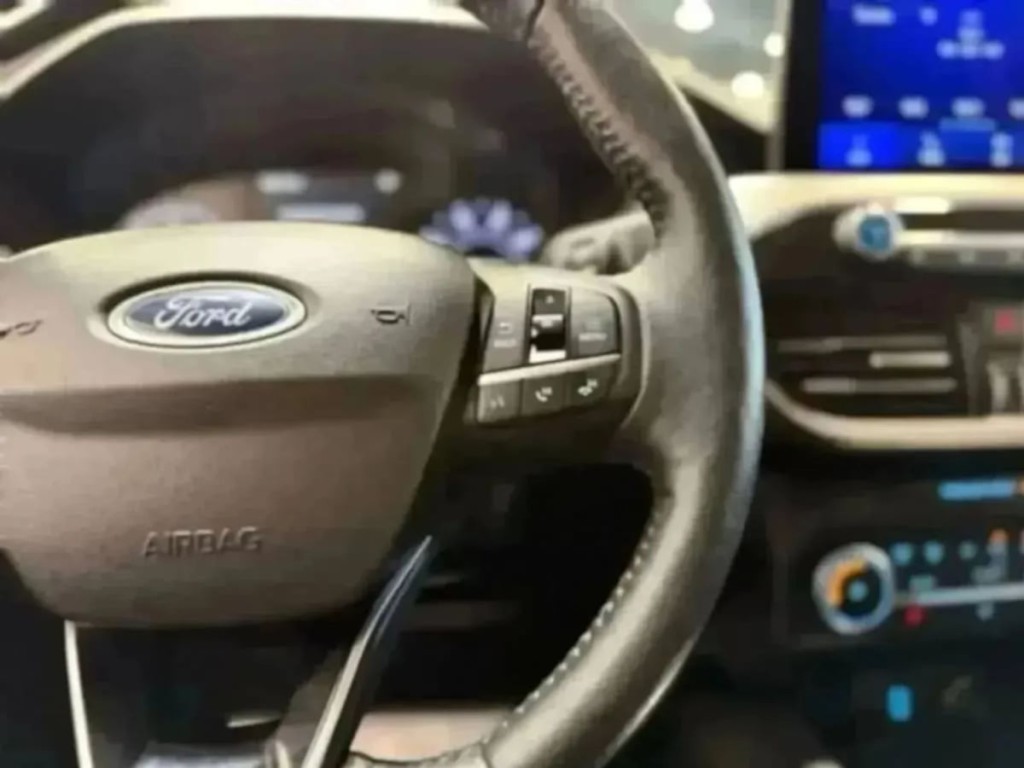 2020 Ford Escape Image 20