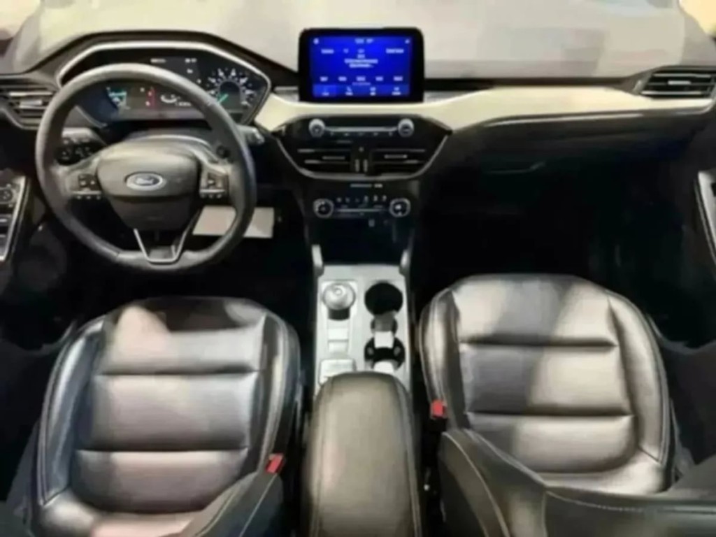 2020 Ford Escape Image 45