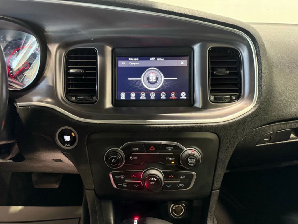 2019 Dodge Charger Image 17