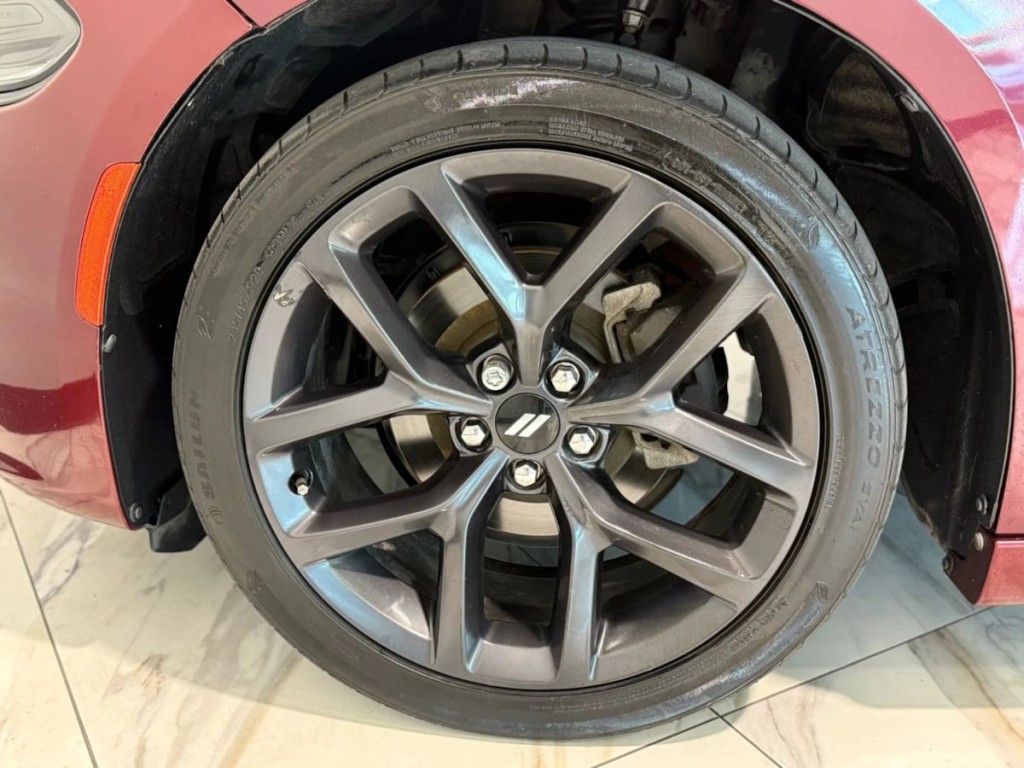 2019 Dodge Charger Image 28