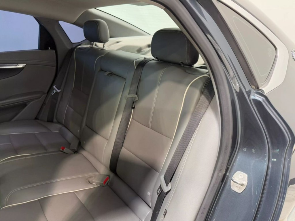 2018 Chevrolet Impala Image 26