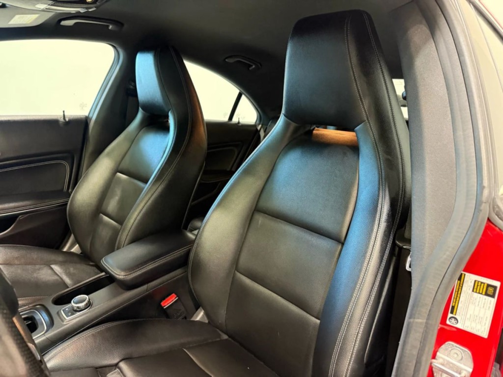 2018 Mercedes-Benz CLA-Class Image 15
