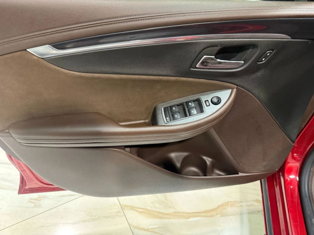2015 Chevrolet Impala Image 11
