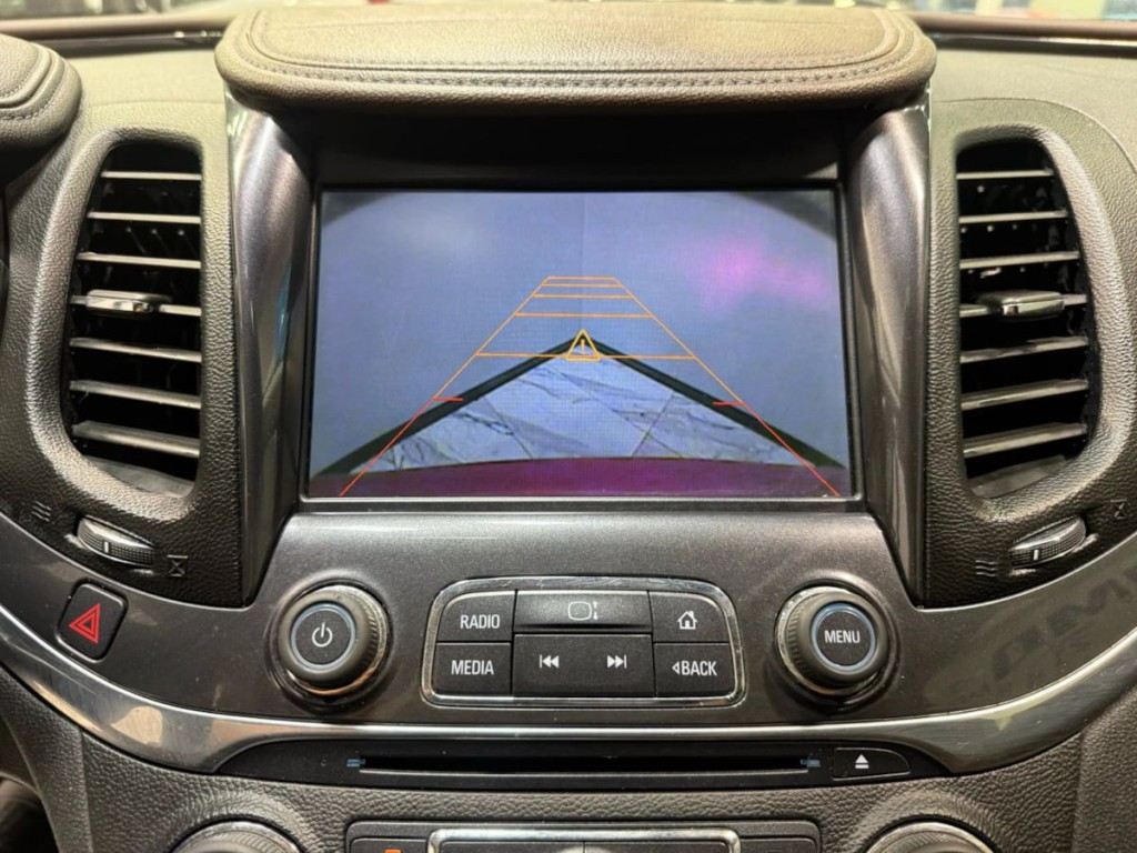 2015 Chevrolet Impala Image 22
