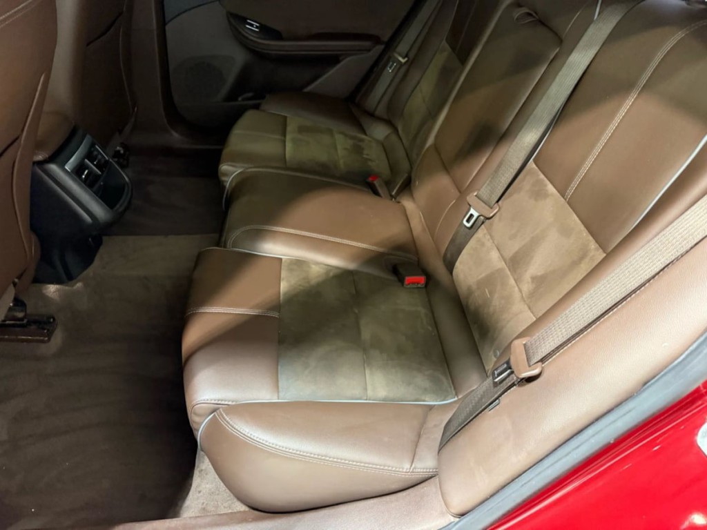 2015 Chevrolet Impala Image 25