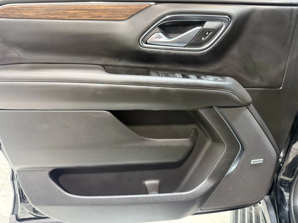 2022 Chevrolet Tahoe Image 12