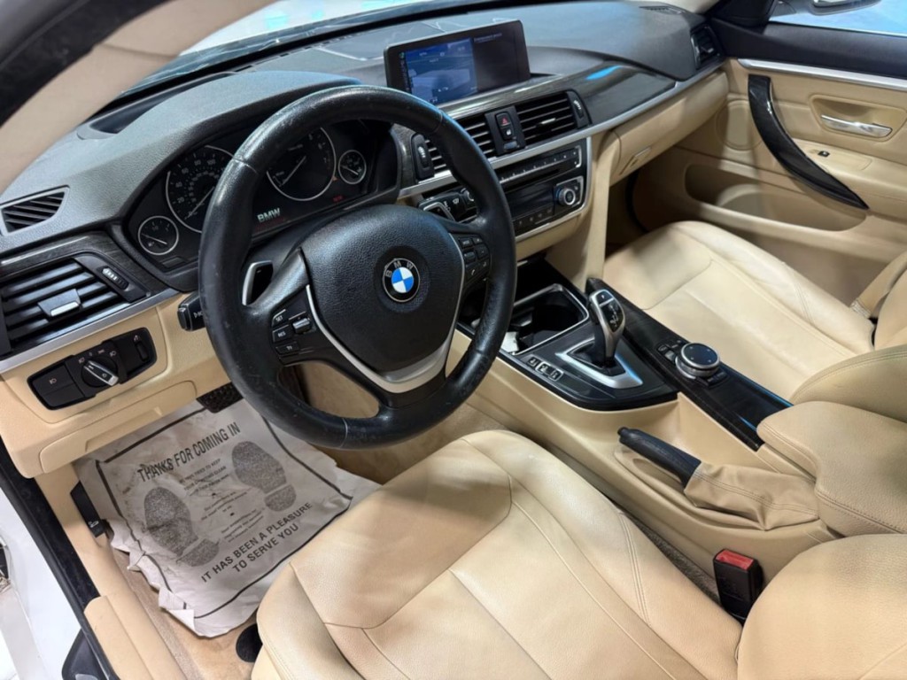 2015 BMW 4 Series Image 12