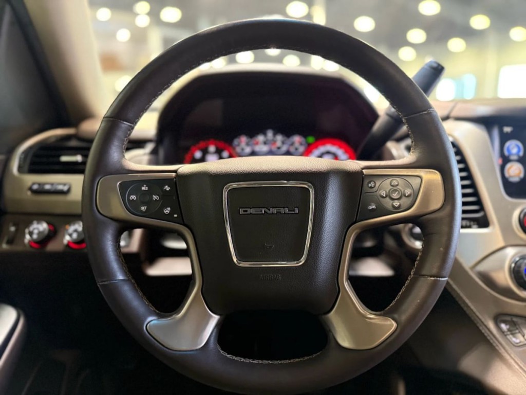 2016 GMC Yukon Image 14