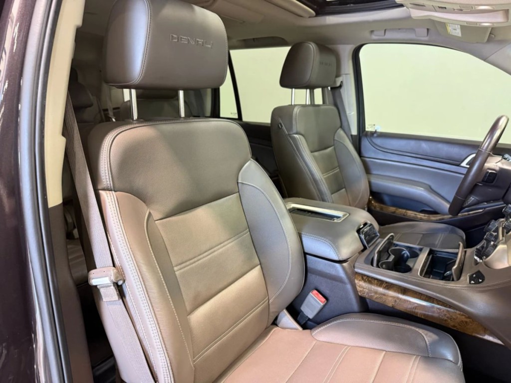2016 GMC Yukon Image 28