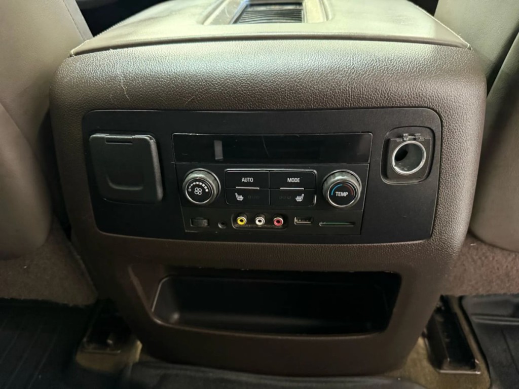 2016 GMC Yukon Image 33