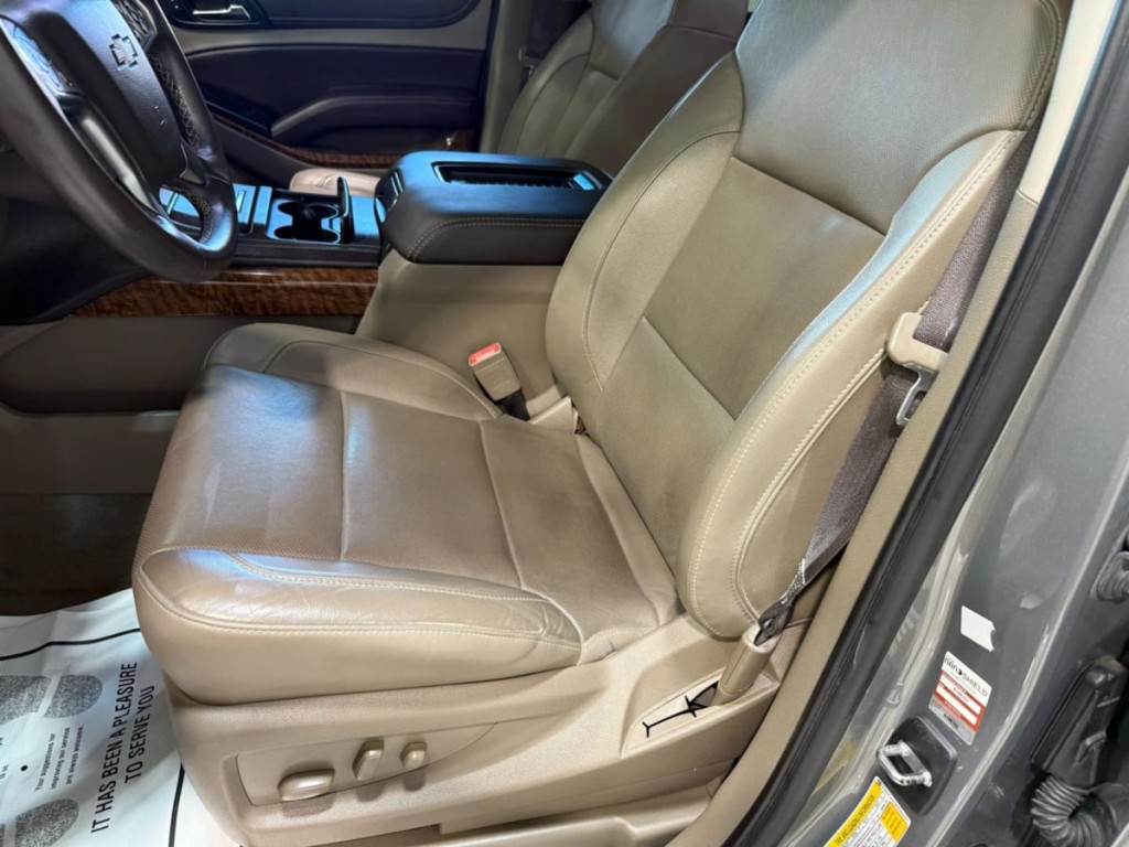 2019 Chevrolet Suburban Image 24