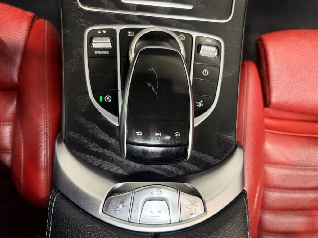 2019 Mercedes-Benz C-Class Image 23