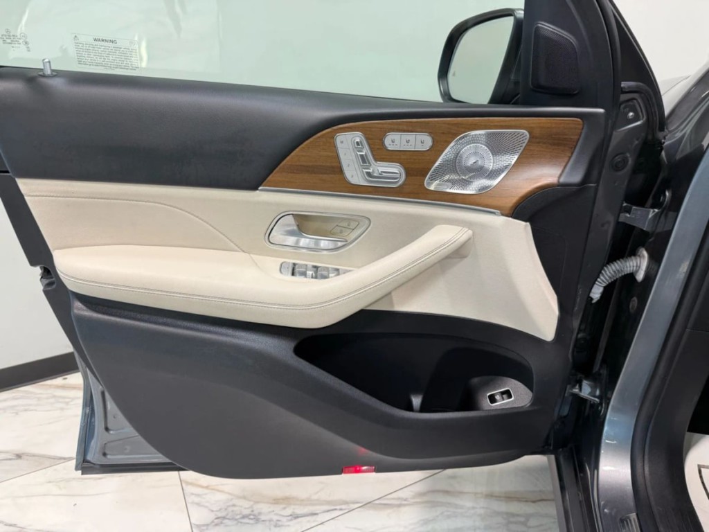 2022 Mercedes-Benz GLE-Class Image 11