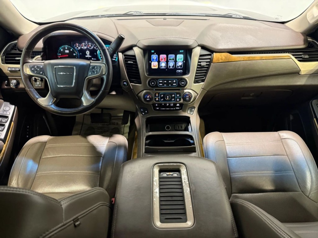 2017 GMC Yukon Image 13