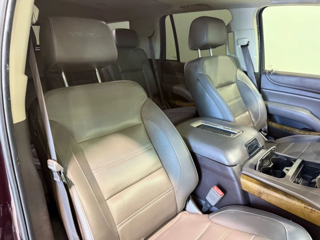 2017 GMC Yukon Image 29