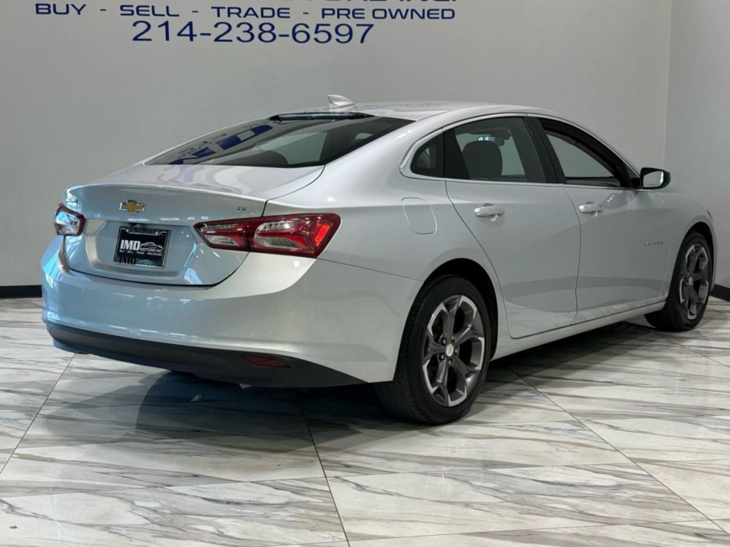 2022 Chevrolet Malibu Image 6