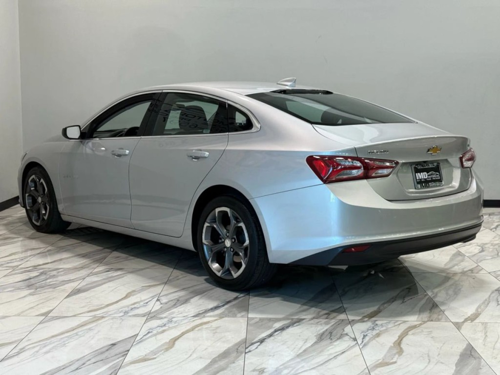 2022 Chevrolet Malibu Image 8