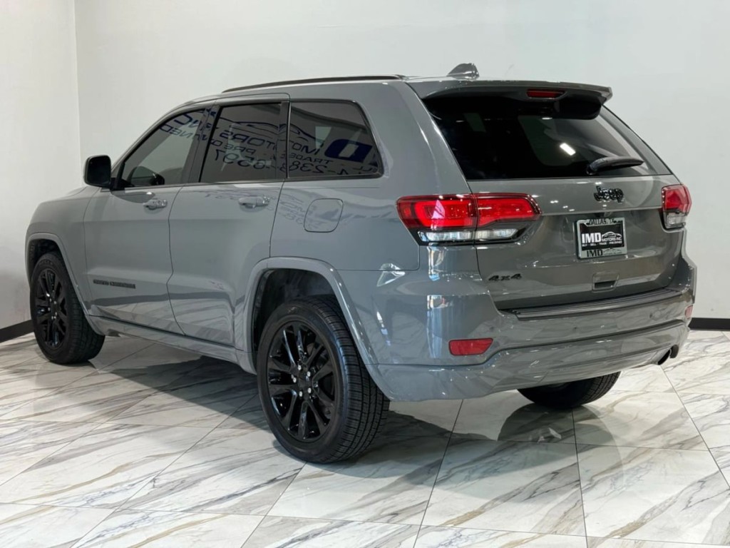 2020 Jeep Grand Cherokee Image 8