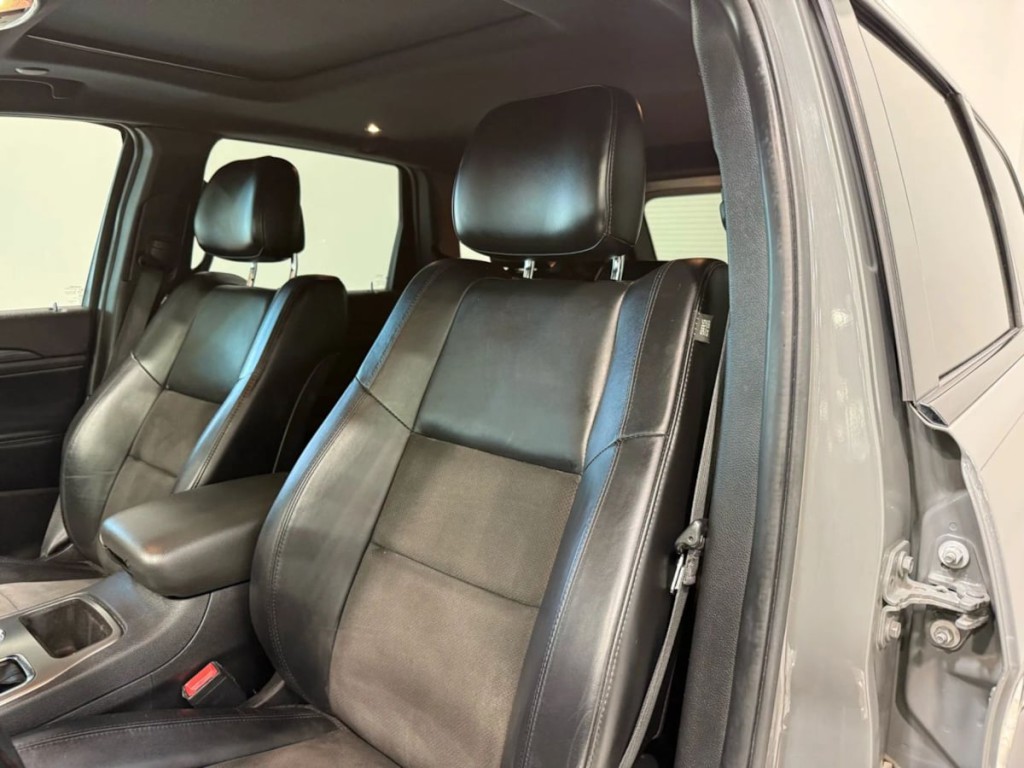 2020 Jeep Grand Cherokee Image 23